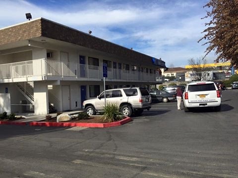 Police investigate robbery at Grants Pass Motel 6