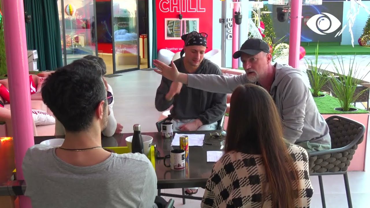 Debatet për ushqimin dhe pastrimin pushtojnë shtëpinë