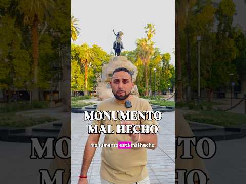 El monumento al General San Martín está mal hecho