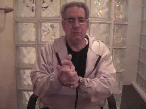 Manualist plays ELO - Mr. Blue Sky - On his hands!