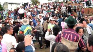 preview picture of video 'Fiesta Carranguera en San Juanito-Meta.avi'