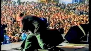 Music video thumbnail preview for Senser - No Comply (Official Video) by Senser