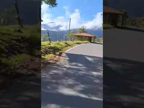 La vía al municipio de Peque Antioquia recién pavimentada