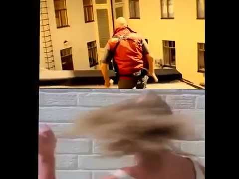 Darude Sandstorm made out of Never Gonna Give You Up