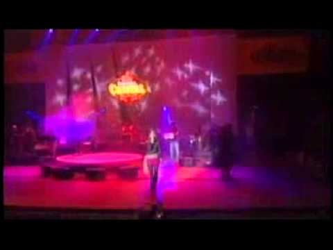 Poco A Poco - Damaris
