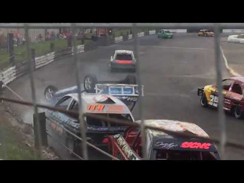704 Matt Dawson's Big Crash! 1300 Saloon Gold Roof Championship 2019! Skegness Raceway 21/07/19.