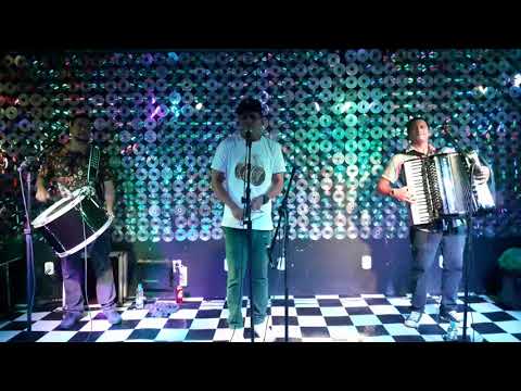 Isaac Do Acordeon - Remelexo/No Forró De Dona Zefa/Forró Amadurou