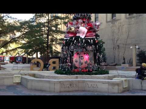 download lagu mp3 mp4 Downtown Dallas Wanderland, download lagu Downtown Dallas Wanderland gratis, unduh video klip Downtown Dallas Wanderland