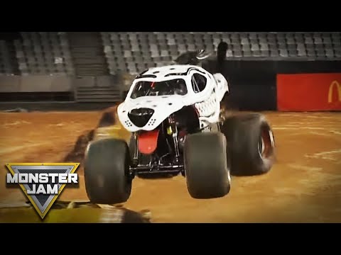Monster Jam 2023 ケープタウン南アフリカのハイライト動画