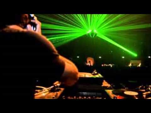 Nils Van Zandt Party Crasher Remix