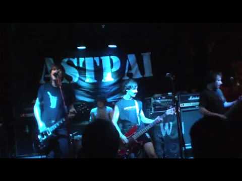 Astpai @ Neustadtpunk Party Triebwerk 2011 p1