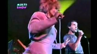 Ney Matogrosso e Elza Soares - Tem Que Rebolar