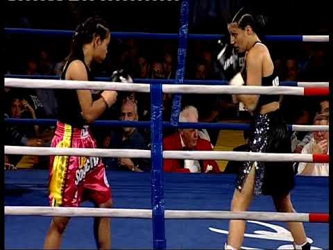 2007.12.07 Susie Ramadan V Satreelek Paradorngym, Peter Brophie V Bash Sinnah P1