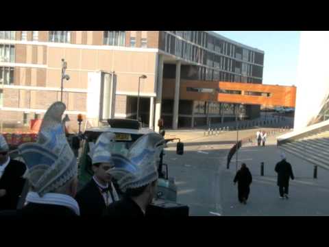 07-03-11 C.V. de Beeren Carnavals Optocht Groeët Ghen Heij