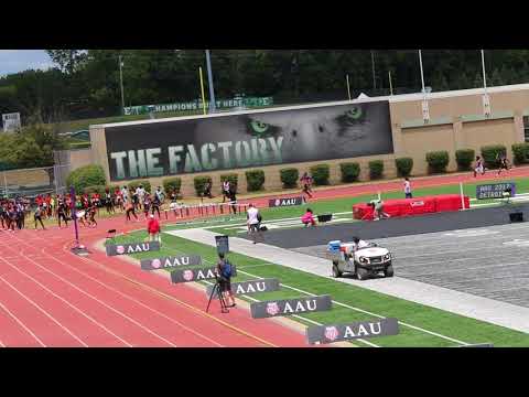 Austin Kratz anchors Mennonite in Men JO Relay 2017