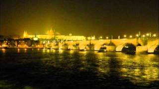 Broken Records - Dia Dos Namarados