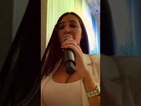 Diana Mihajlovic-Razlika (VIKI MILJKOVIC)