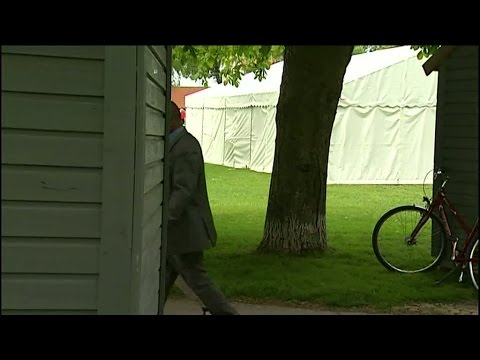 Inget stöd till föräldrar för att stoppa terrorrekrytering - Nyheterna (TV4)