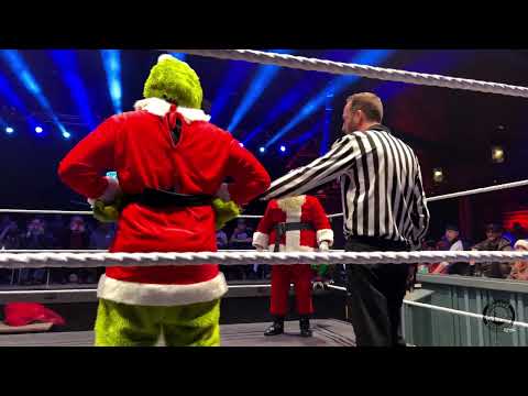 SANTA CLAUS vs. THE GRINCH | Top Talent Wrestling