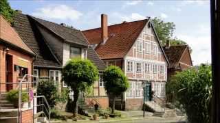 preview picture of video 'Germany: The Town of Lauenburg and the Palmschleuse (Palmlock)'