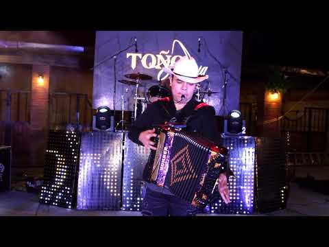 Toño Valencia - El Caballero (Video Musical)