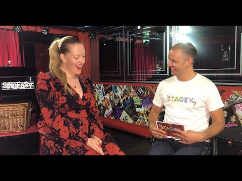 ‪Meets Britt Lenting