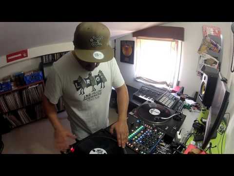 25 de Abril e os Vampiros - Stereossauro