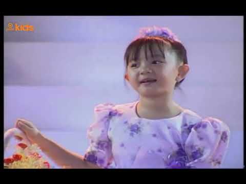 Thể hiện bởi Bé Xuân Mai