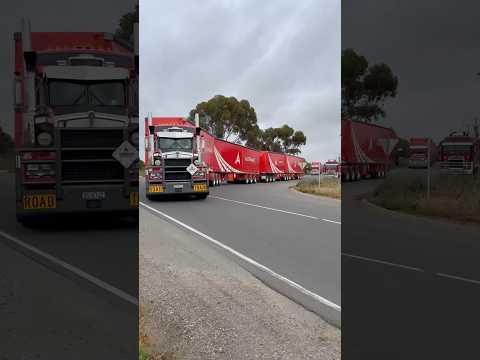 3 Kenworth BAB Quad road trains turning out!