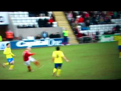 Amazing goal Kevin Ellison