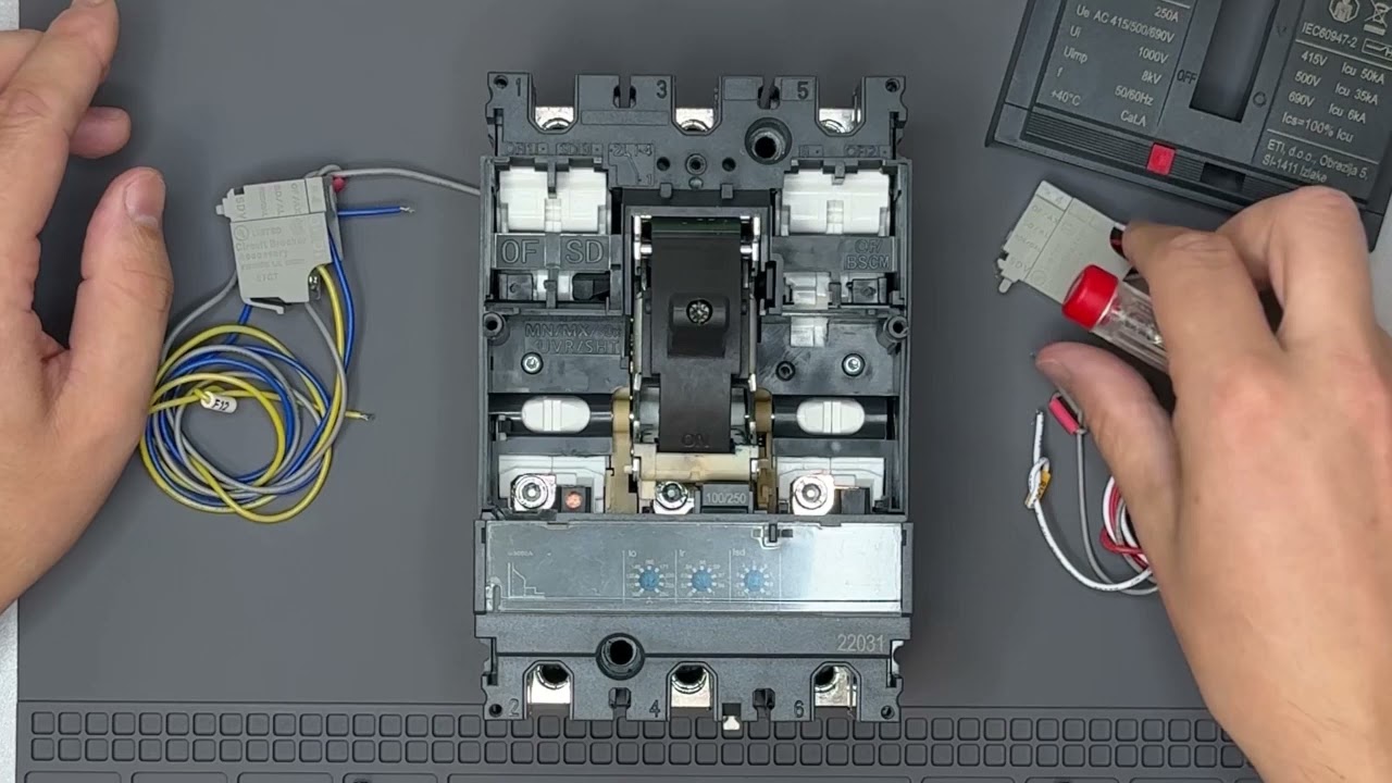Автоматический выключатель корпусной NBS-TMS 100/3L 100A (36kA, (0.8-1)In/фикс.) 3P ETI (4673007)