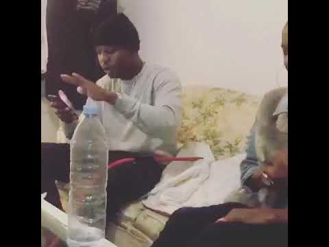 Fasko Sosa en freestyle avant le séance studio