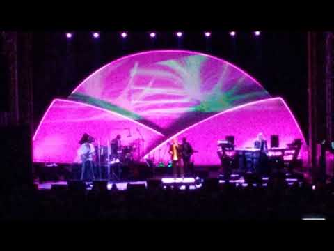 Yes Miscellany: 3/16/94 - Talk Premier Party in Los Angeles 11/14 - Walls