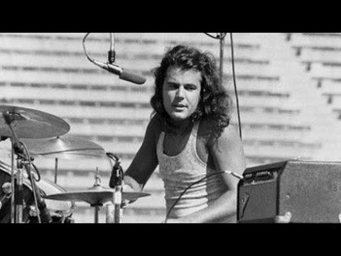 Steely Dan Midnite Cruiser but only the parts played by Jim Hodder