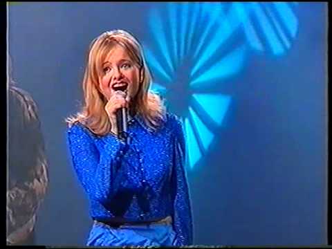 Maarja-Liis Ilus & Hanna-Liina Võsa - Aeg