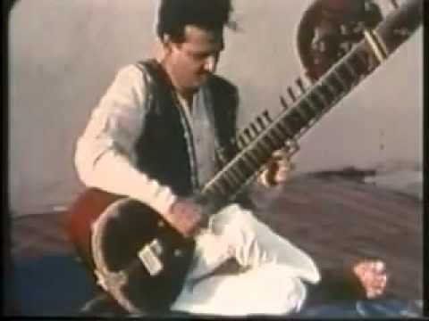 Sitar Ustad Abdul Halim Jaffer Khan