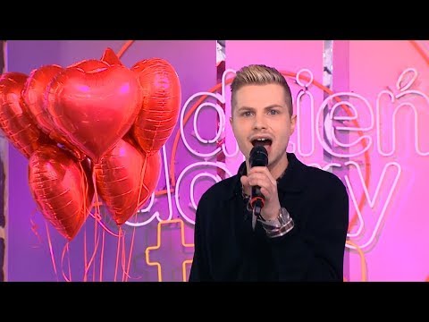 Na scenie w Dzień Dobry TVN Szymon Chodyniecki i "Puste słowa"!