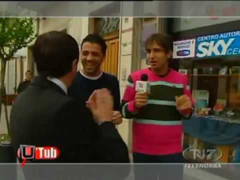 Pio E Amedeo Umiliano Donato il gay con il parrucchino! IMPOSSIBILE NON RIDERE