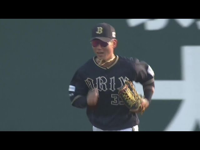 【ファーム】バファローズ・杉澤龍 センター頭上を越えそうな打球を背走しながらナイスキャッチ!!  2024年9月4日 福岡ソフトバンクホークス 対 オリックス・バファローズ