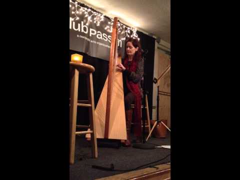 Aine Minogue - Club Passim December 2014