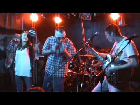 Q-CHECK feat. SURMATA HARRY - Jass No 6 (Live @ Stroeja, Sofia - 1 April 2012)