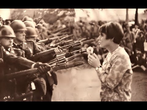 🔴 ☙LA PRIMAVERA DI PRAGA❧  Raccontata da Demetrio Volcic.  (ALLE OTTO DELLA SERA) - RADIO 2