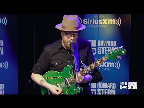 Mike Doughty Performs "Super Bon Bon" Live From Howard Stern's Studio