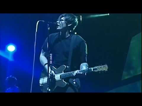 blink-182 - Violence (Live @ Camden - New Jersey 06-06-2004) (Widescreen 720p/50fps)