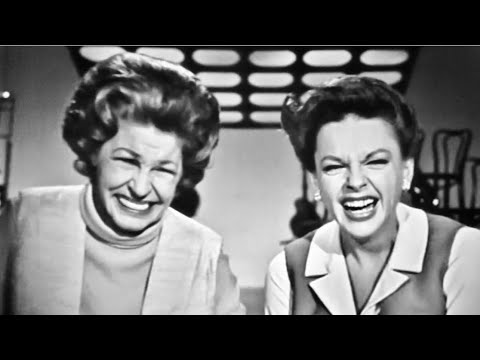 Hilarious Outtakes from The Judy Garland Show: Judy & Martha Raye 1964 #glennmiller #bigband #ww2  
