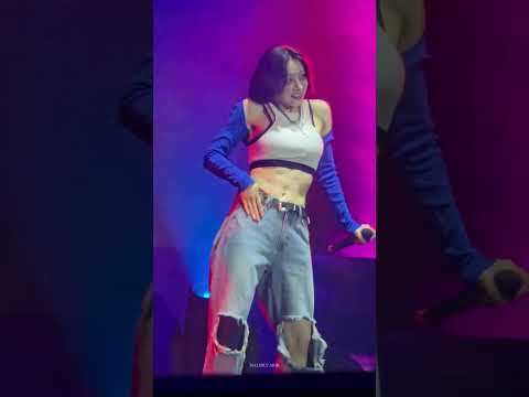 250531 ’UP & DOWN’ 위아래 FULL EXID 2025 FANCON IN VIETNAM 🇻🇳4K #Hani #하니 #kpop Fancam