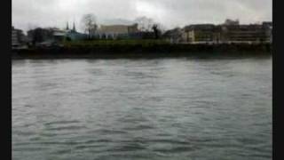 preview picture of video 'Caterpillar 3512 Full Throttle upstream River Rhine'