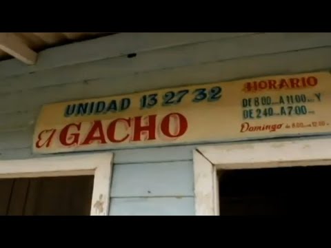 QUE LINDO ES EL BARRIO MIO.  Autor, Iván Rodríguez Naranjo. Intérprete, Iván y La Banda Dulce