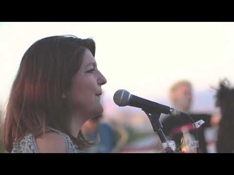 Este Amor - Evelyn Cornejo (Sesiones Nómadas)