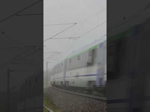 PKP 370 xxx mit IC45 in Jacobsdorf Richtung Polen